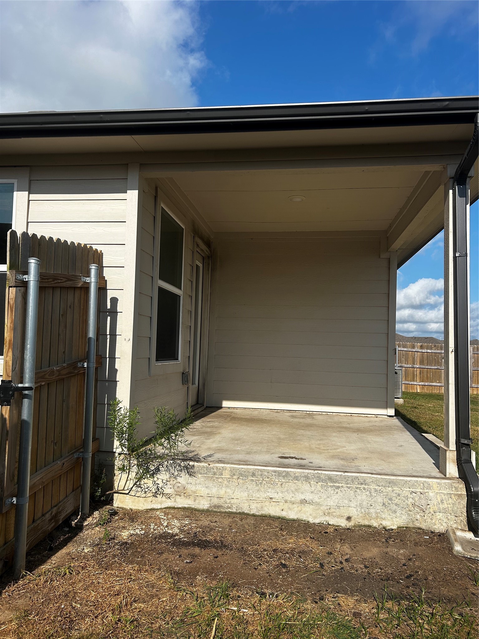 205 Lily Pond Trail Property Photo 17