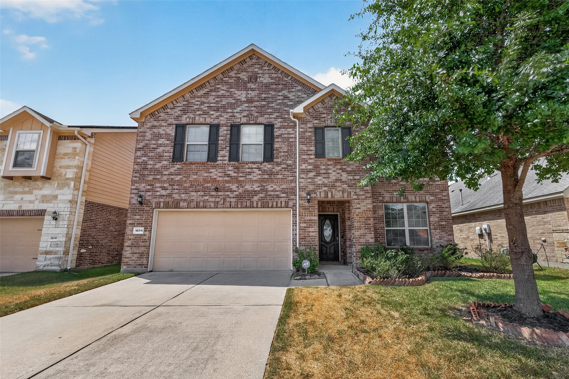 15711 Huddleston Drive Property Photo 1