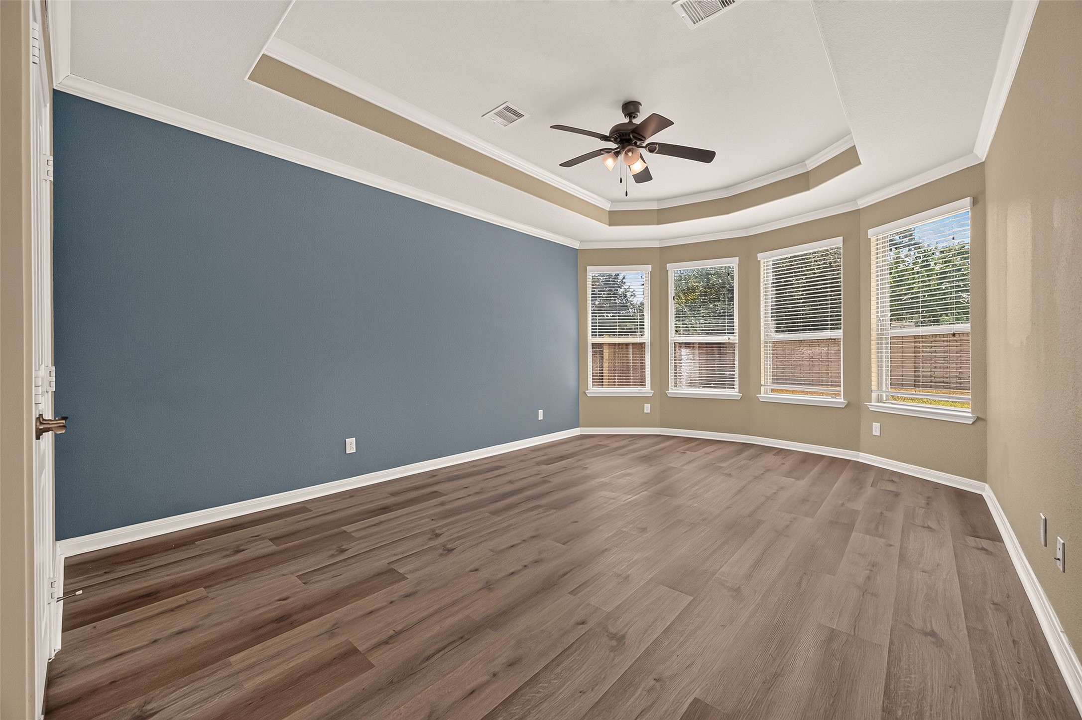 15711 Huddleston Drive Property Photo 21