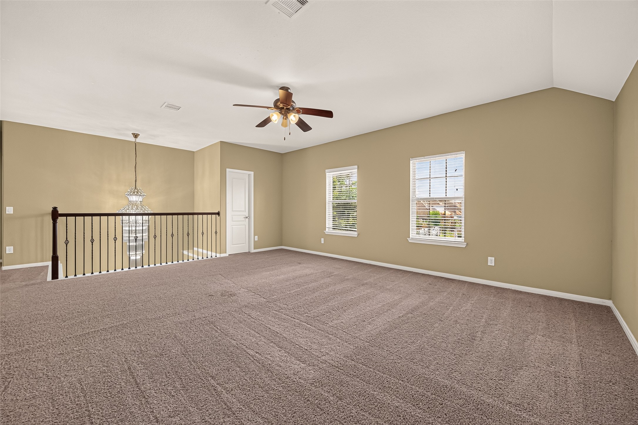 15711 Huddleston Drive Property Photo 31