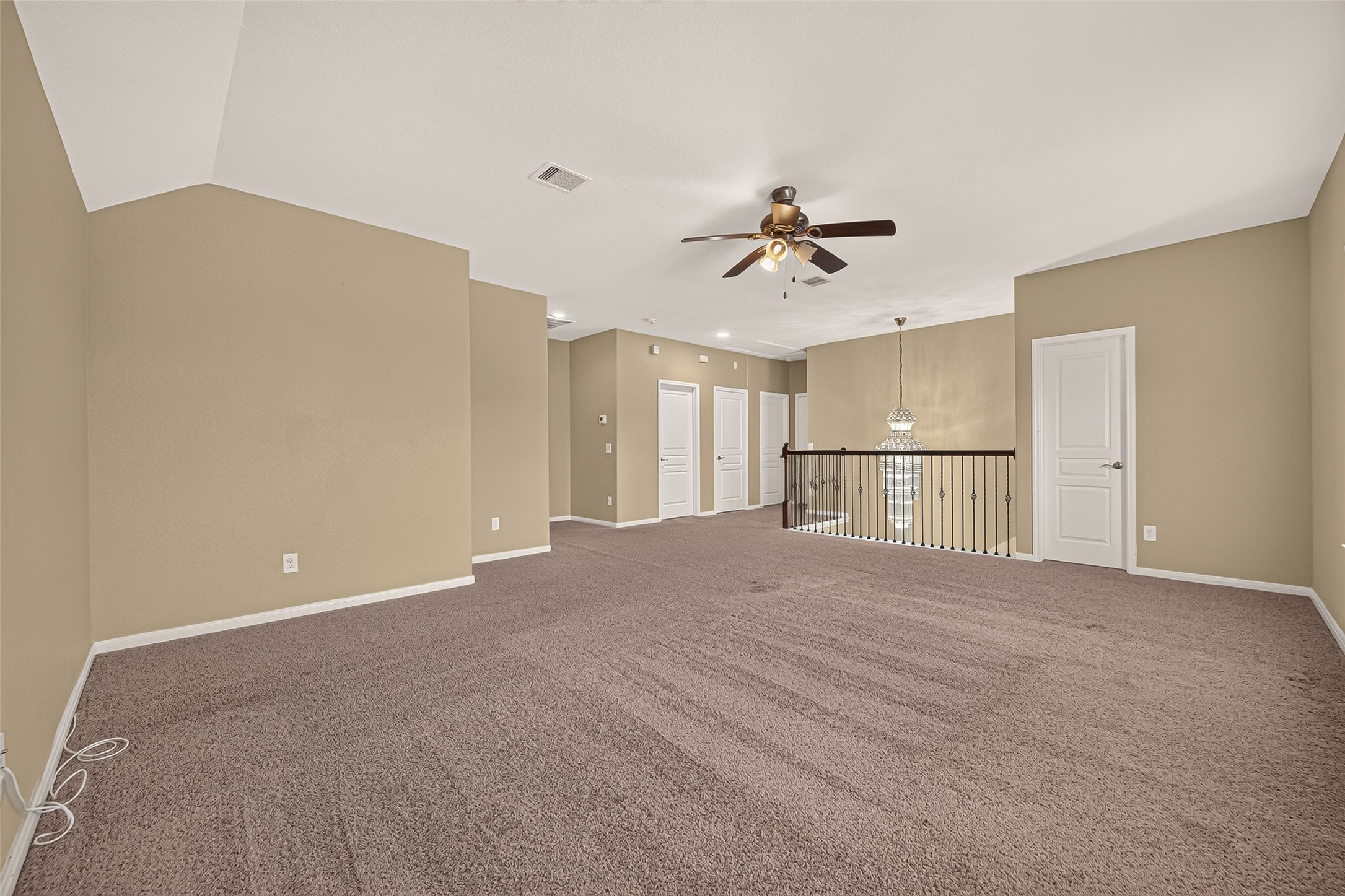 15711 Huddleston Drive Property Photo 32