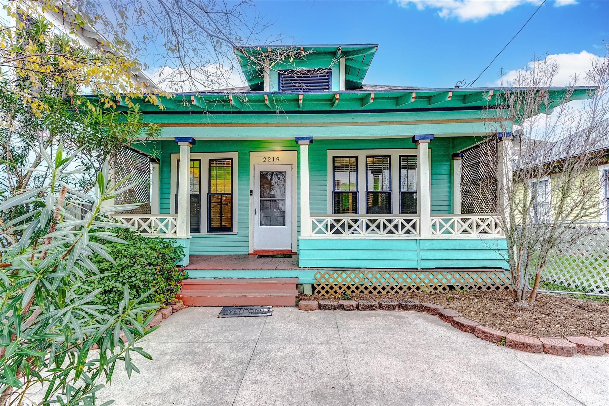 2219 33rd Street E Property Photo