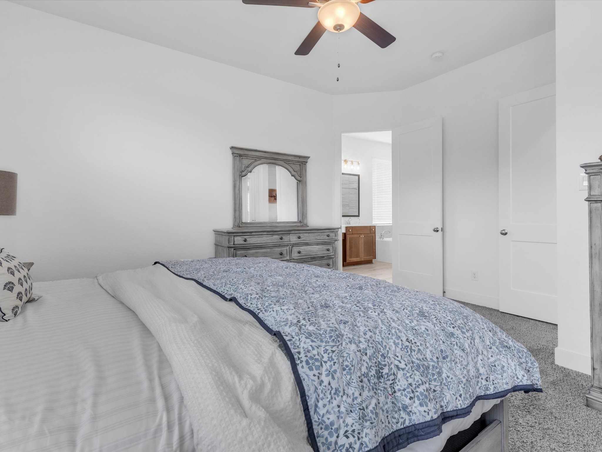 10718 Hidden Rock Drive Property Photo 16