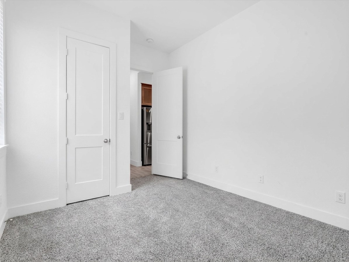 10718 Hidden Rock Drive Property Photo 20