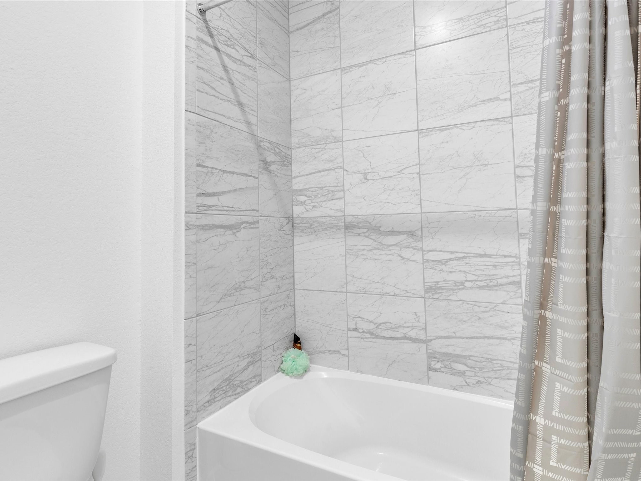 10718 Hidden Rock Drive Property Photo 29