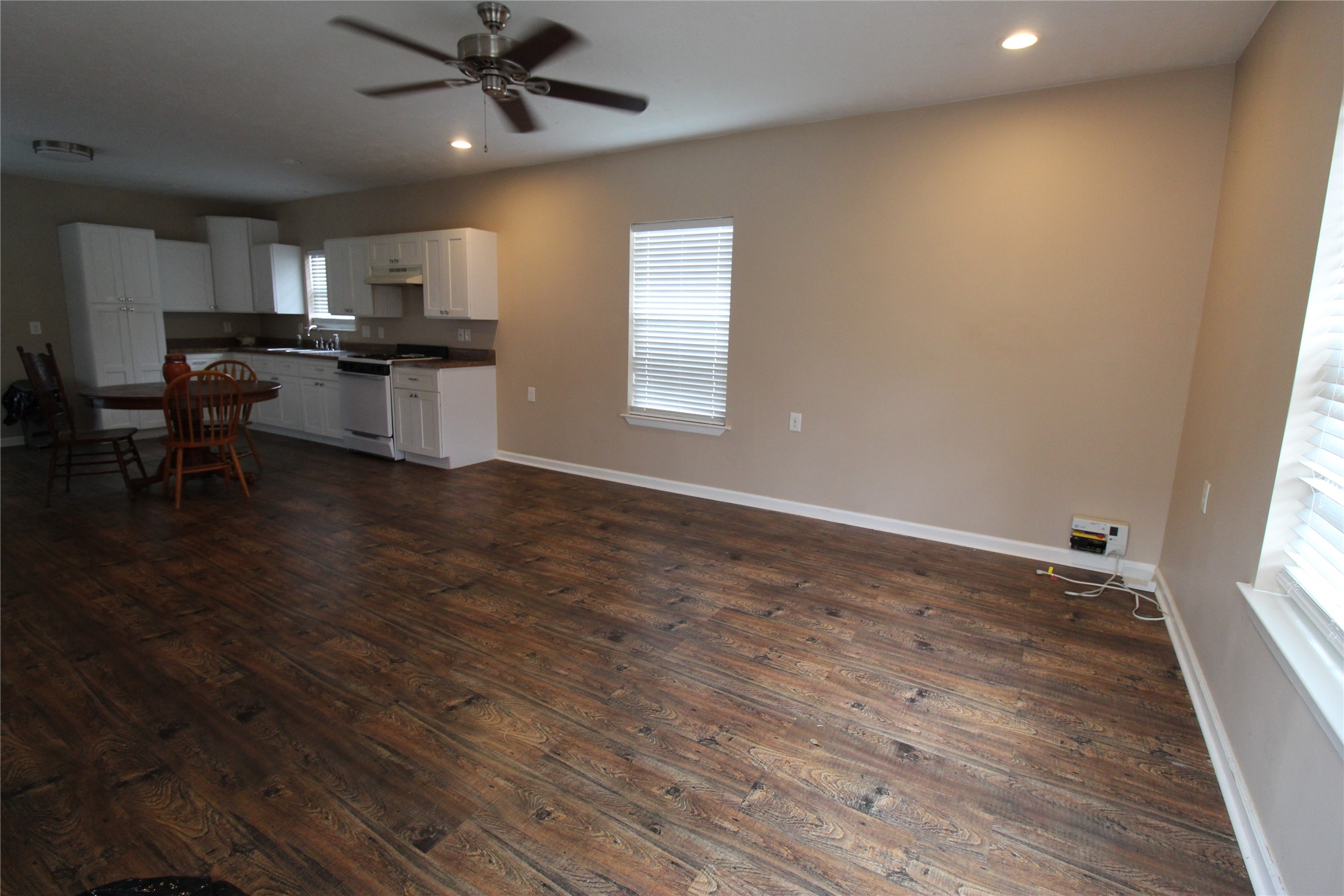 308 James Street Property Photo 7