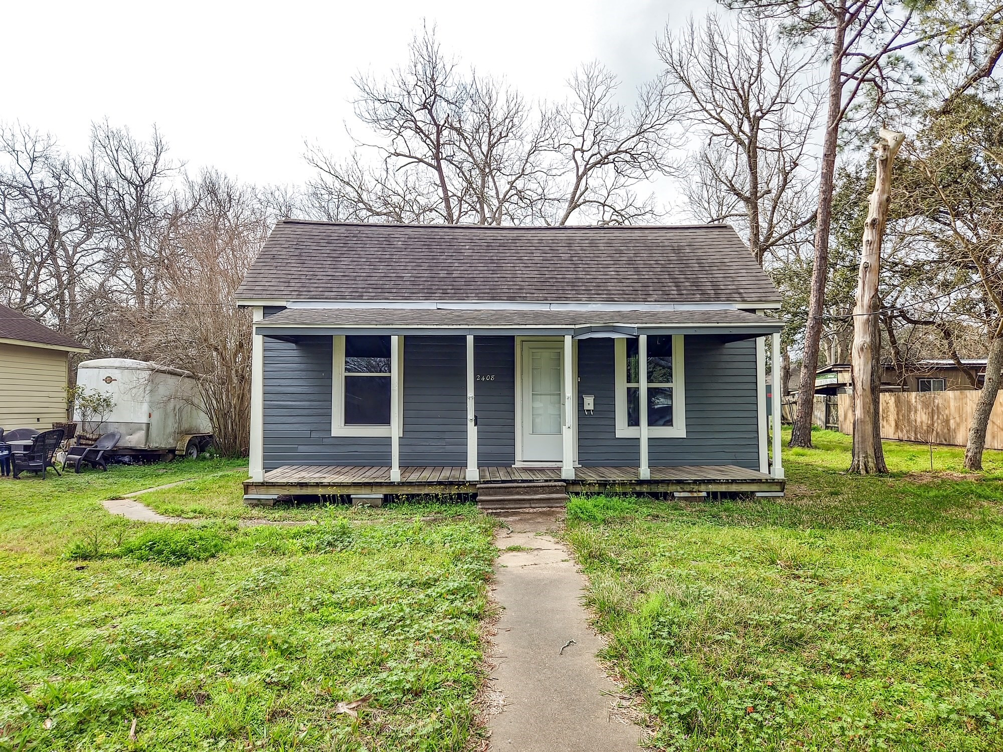2408 10th Street Property Photo