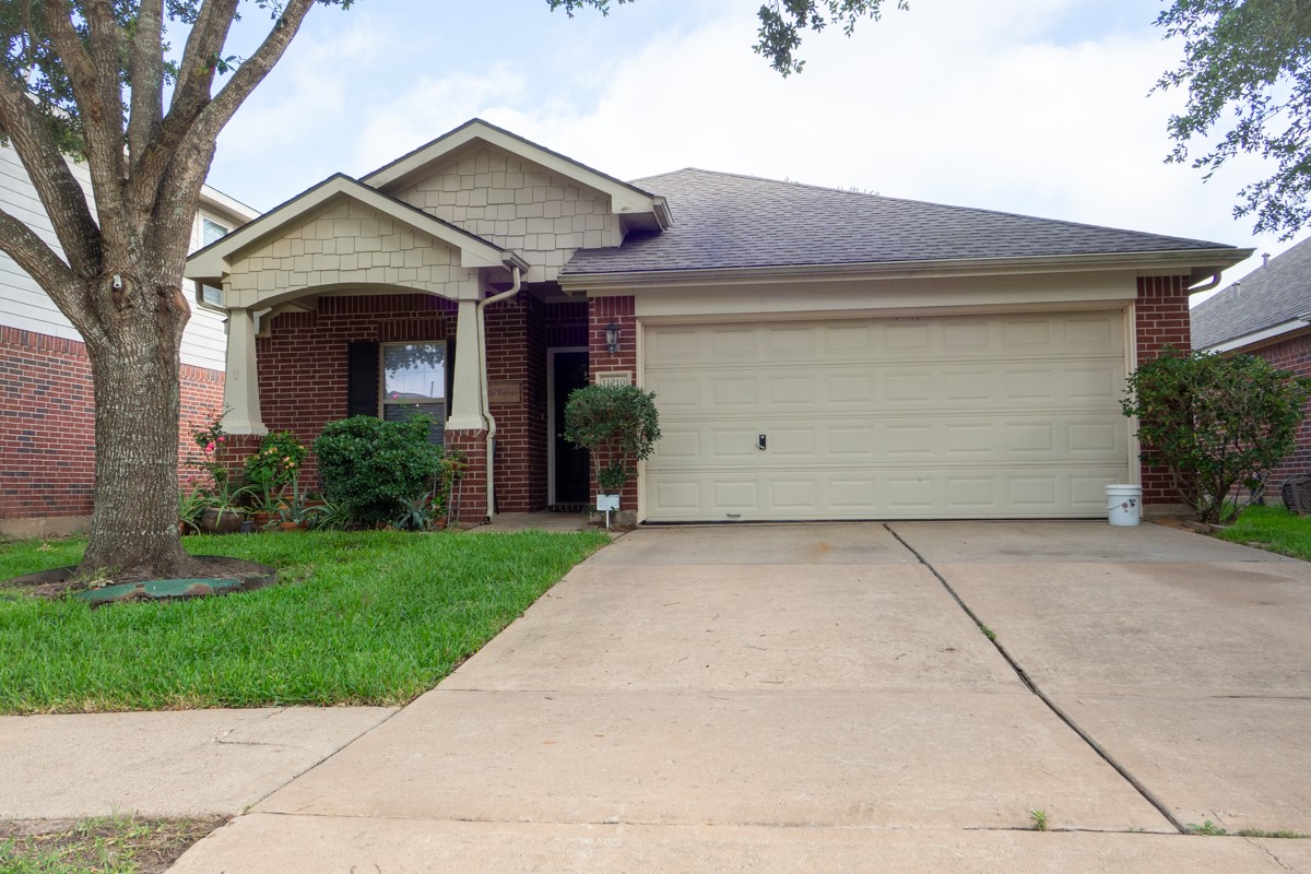 11219 Overland Trail Drive Property Photo 1