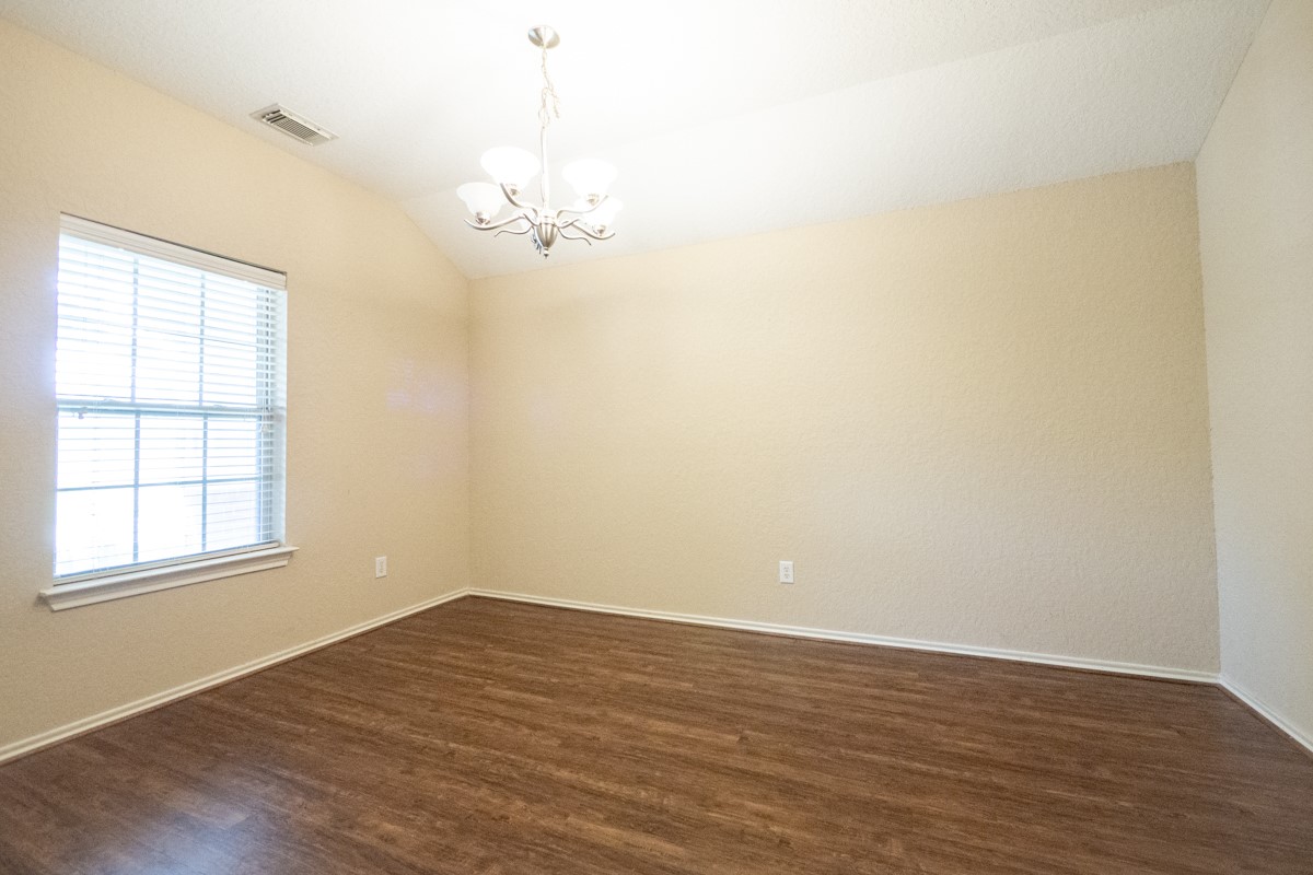 11219 Overland Trail Drive Property Photo 5
