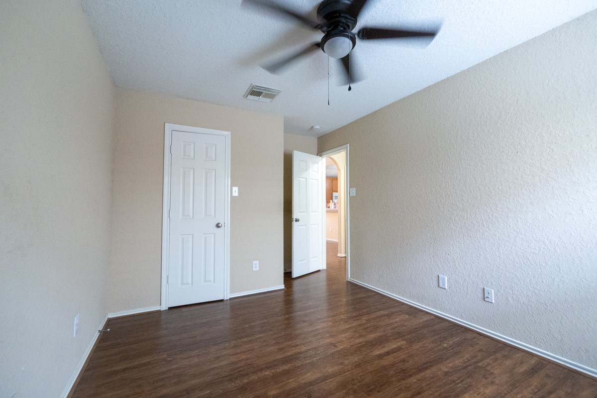 11219 Overland Trail Drive Property Photo 20