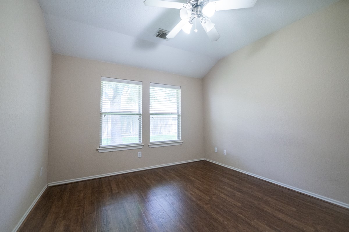 11219 Overland Trail Drive Property Photo 21