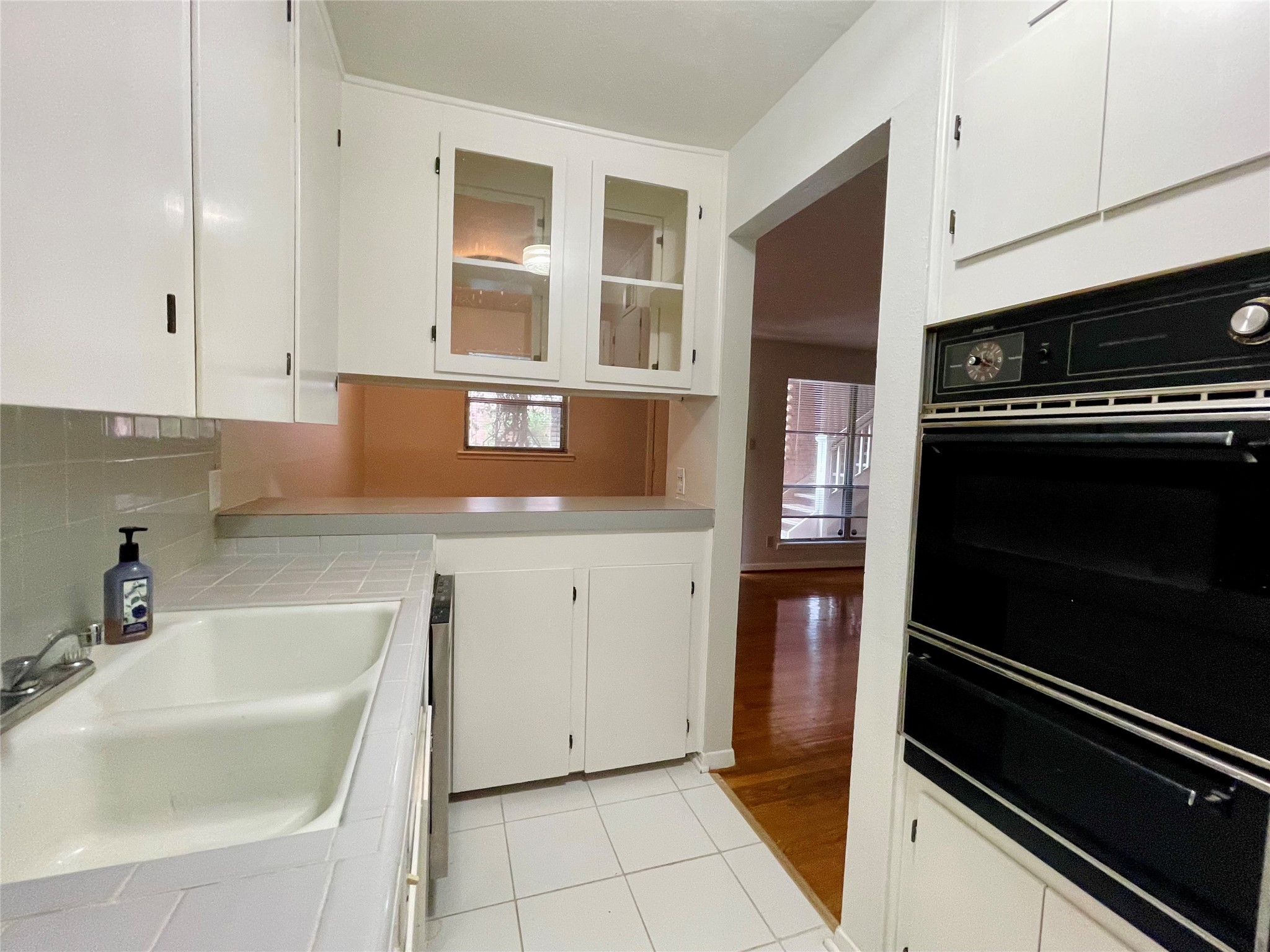 3420 Mount Vernon Street 4 Property Photo 4
