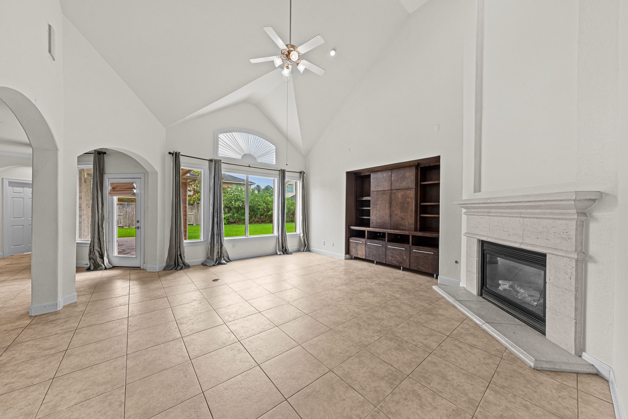 6118 Durango Bay Lane Property Photo 8