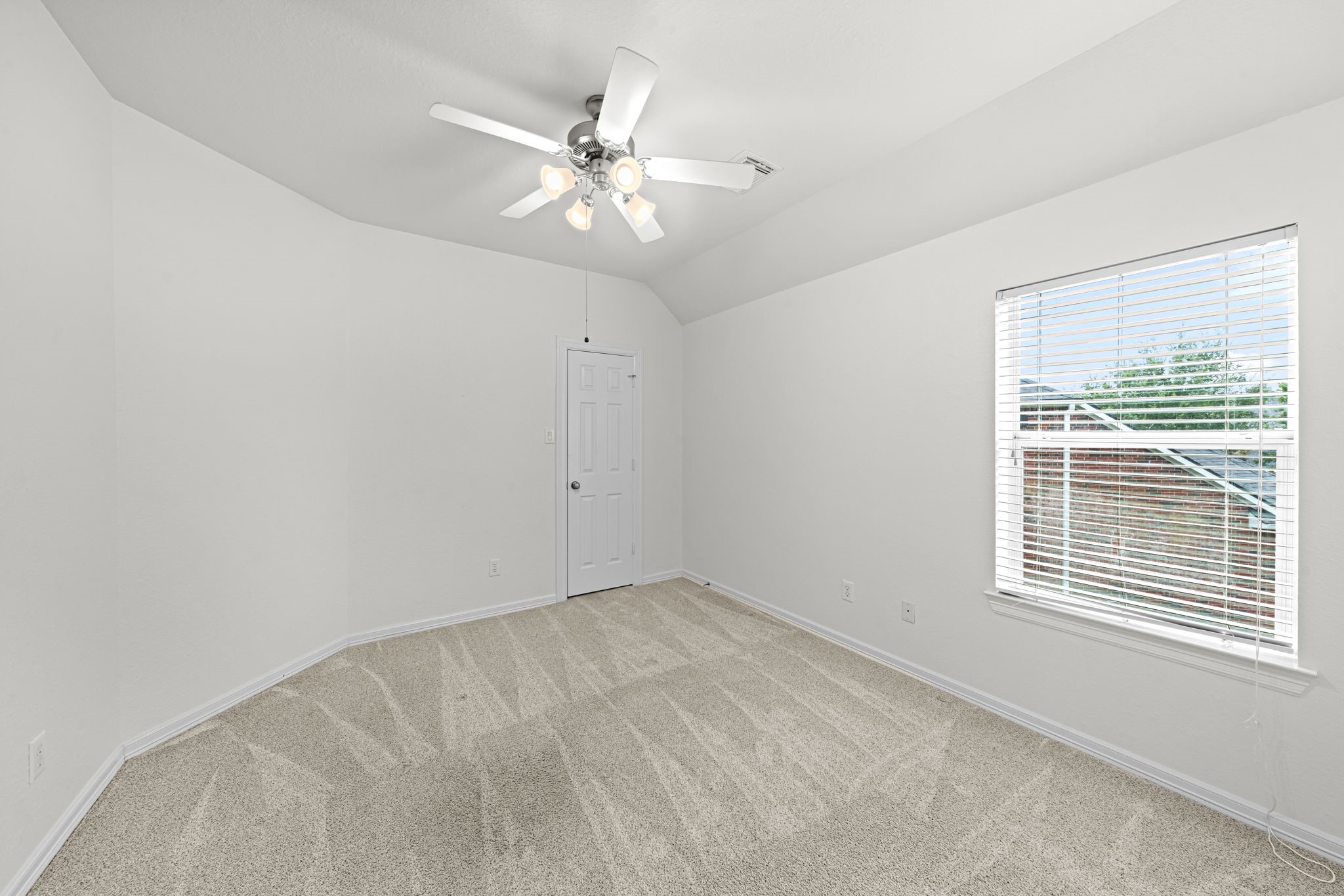 6118 Durango Bay Lane Property Photo 24