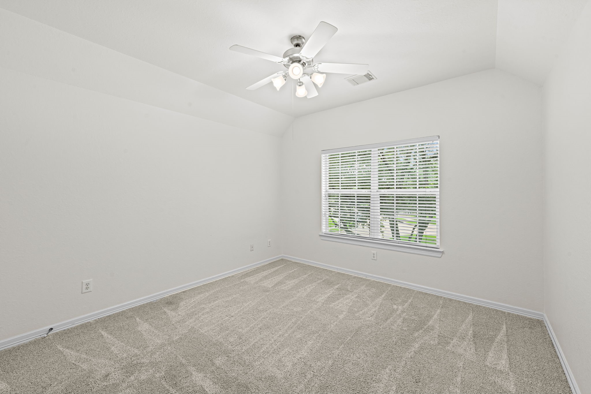 6118 Durango Bay Lane Property Photo 25