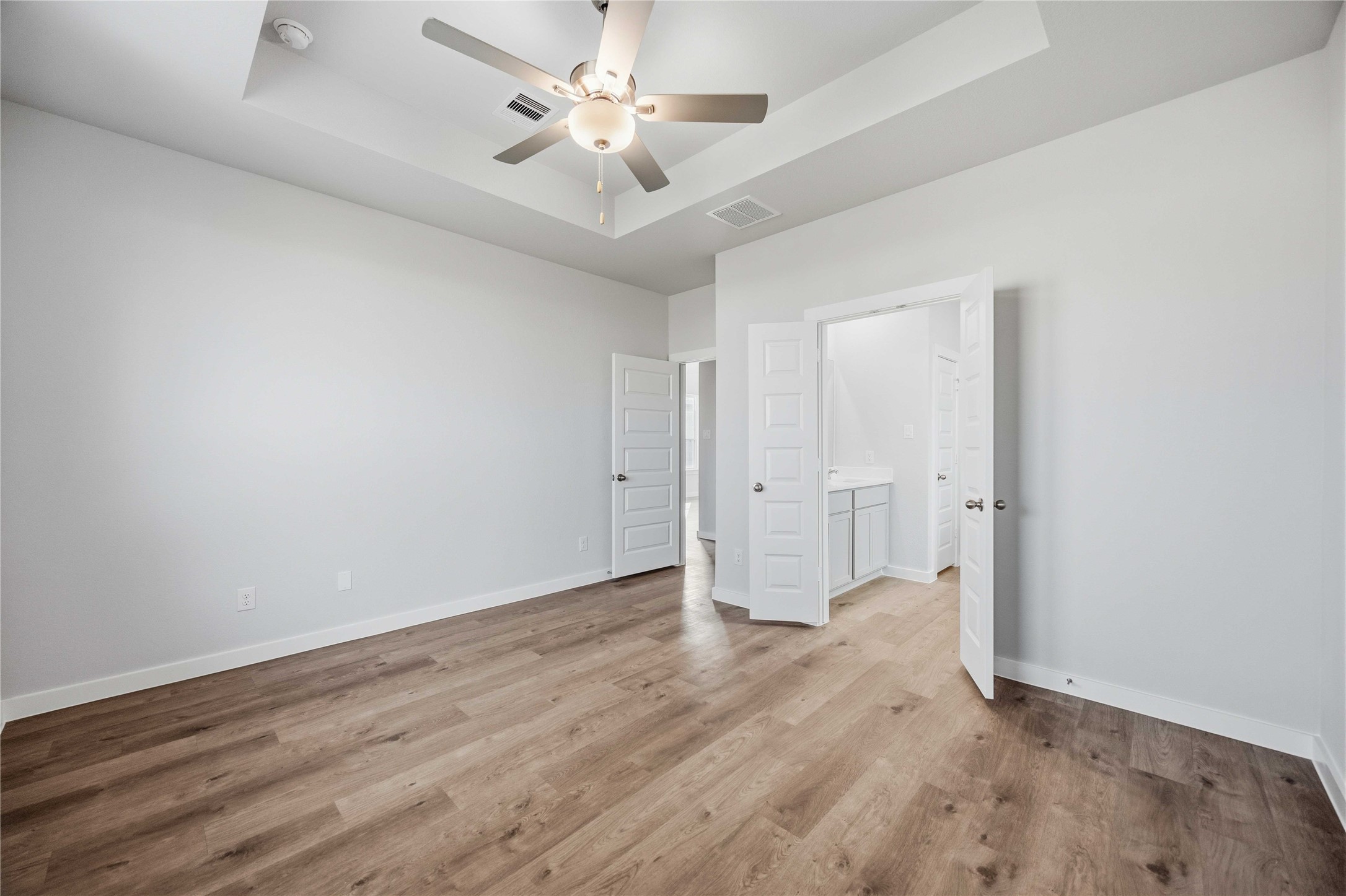 8006 Alamo Court Property Photo 9