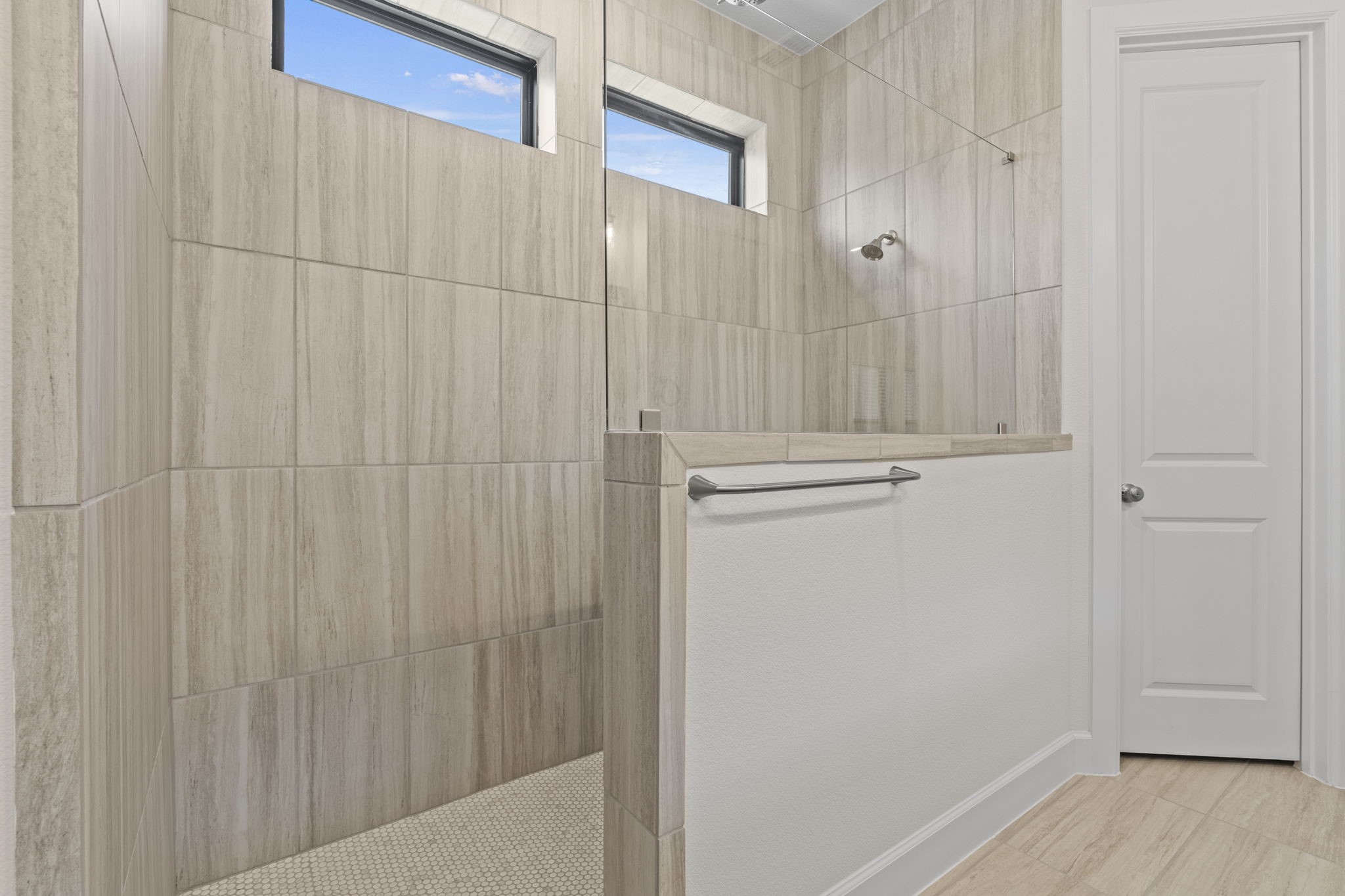 2718 Cottage Place Property Photo 8