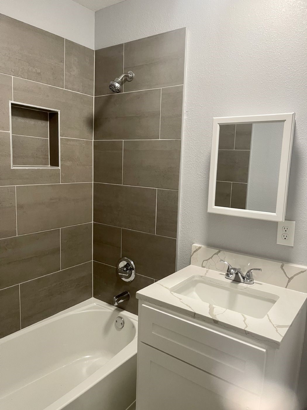 9898 Arbor Oak Property Photo 7