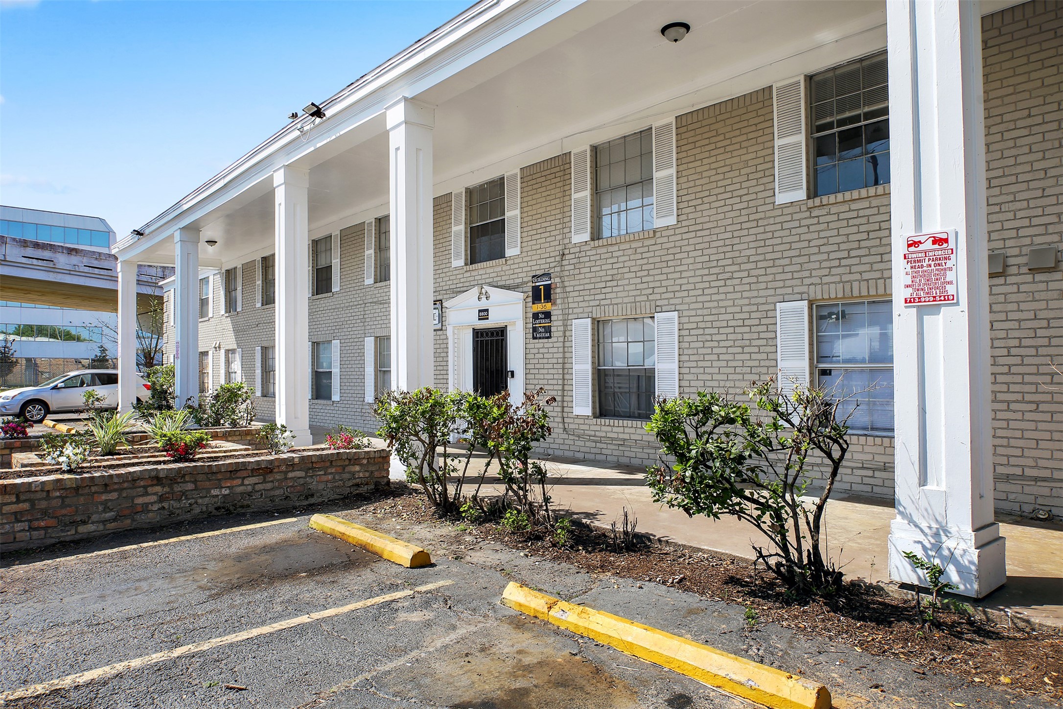 8800 Gulf Freeway 13 Property Photo 16