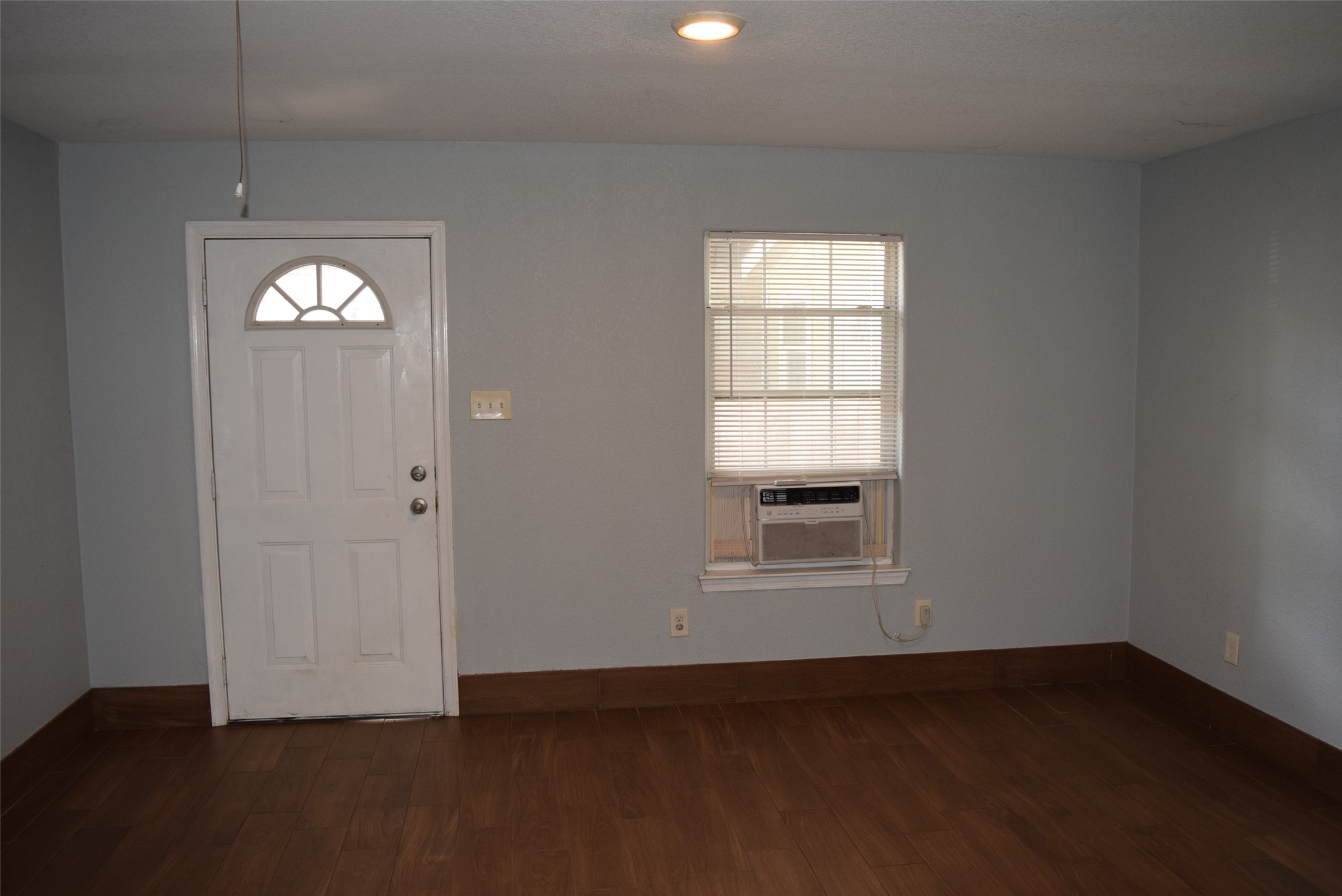 14021 Sunwick Street Property Photo 8