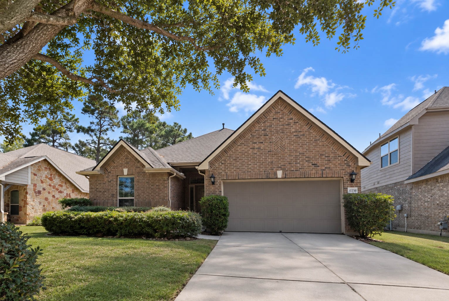 17230 Lowell Lake Lane Property Photo 1