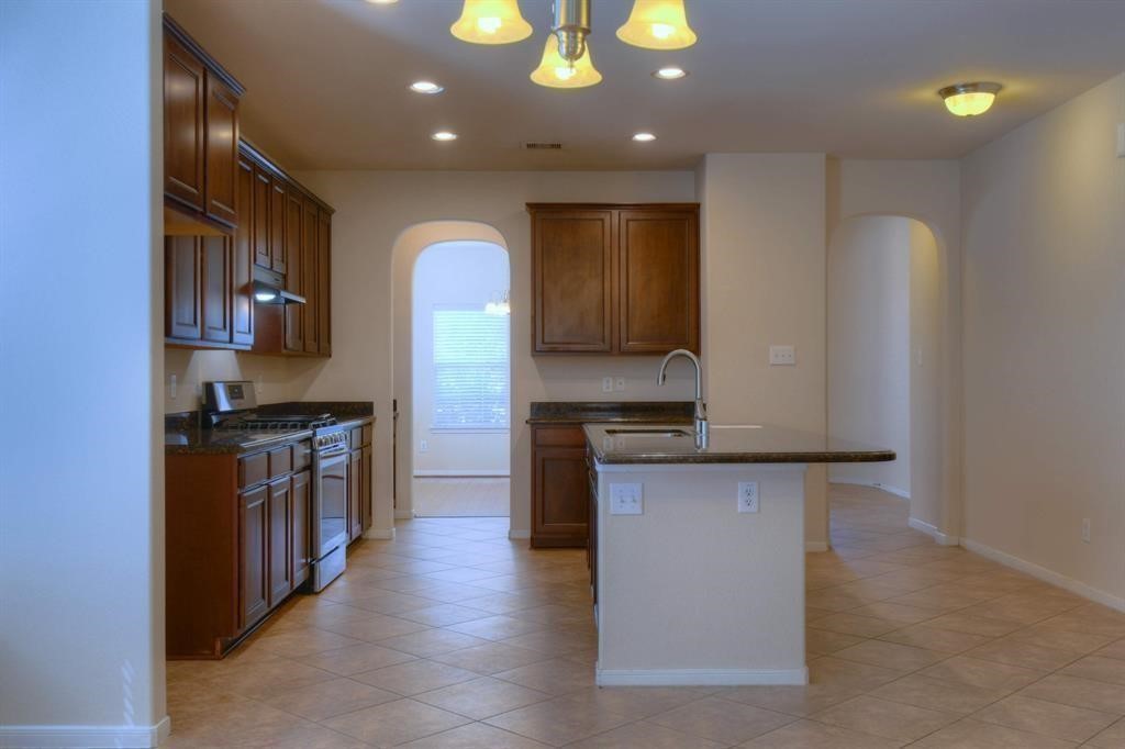 4711 Bellows View Drive Property Photo 9