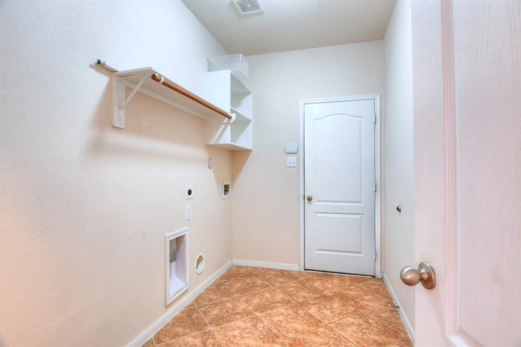 4711 Bellows View Drive Property Photo 23