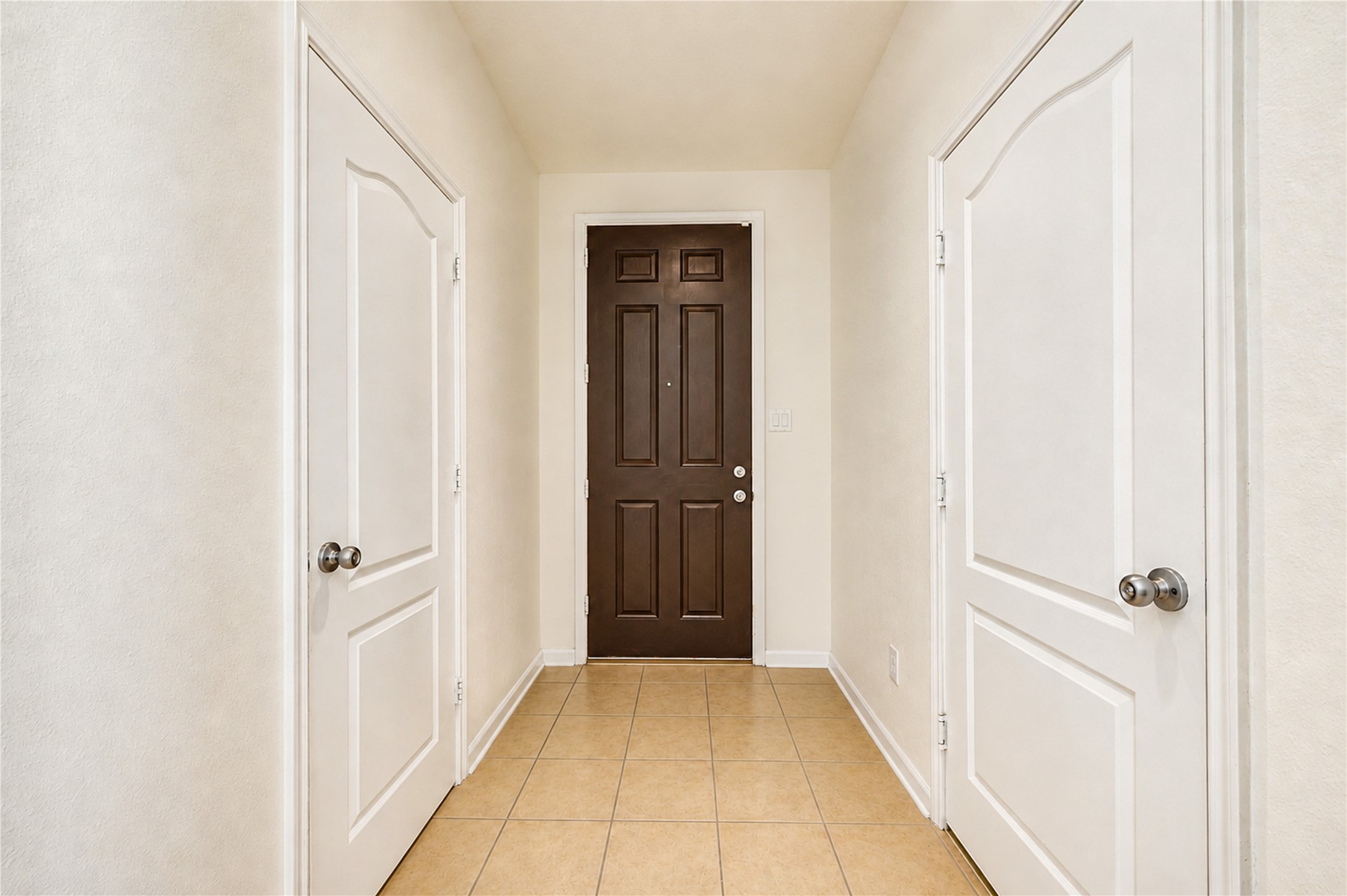 2615 Skyview Moon Drive Property Photo 7