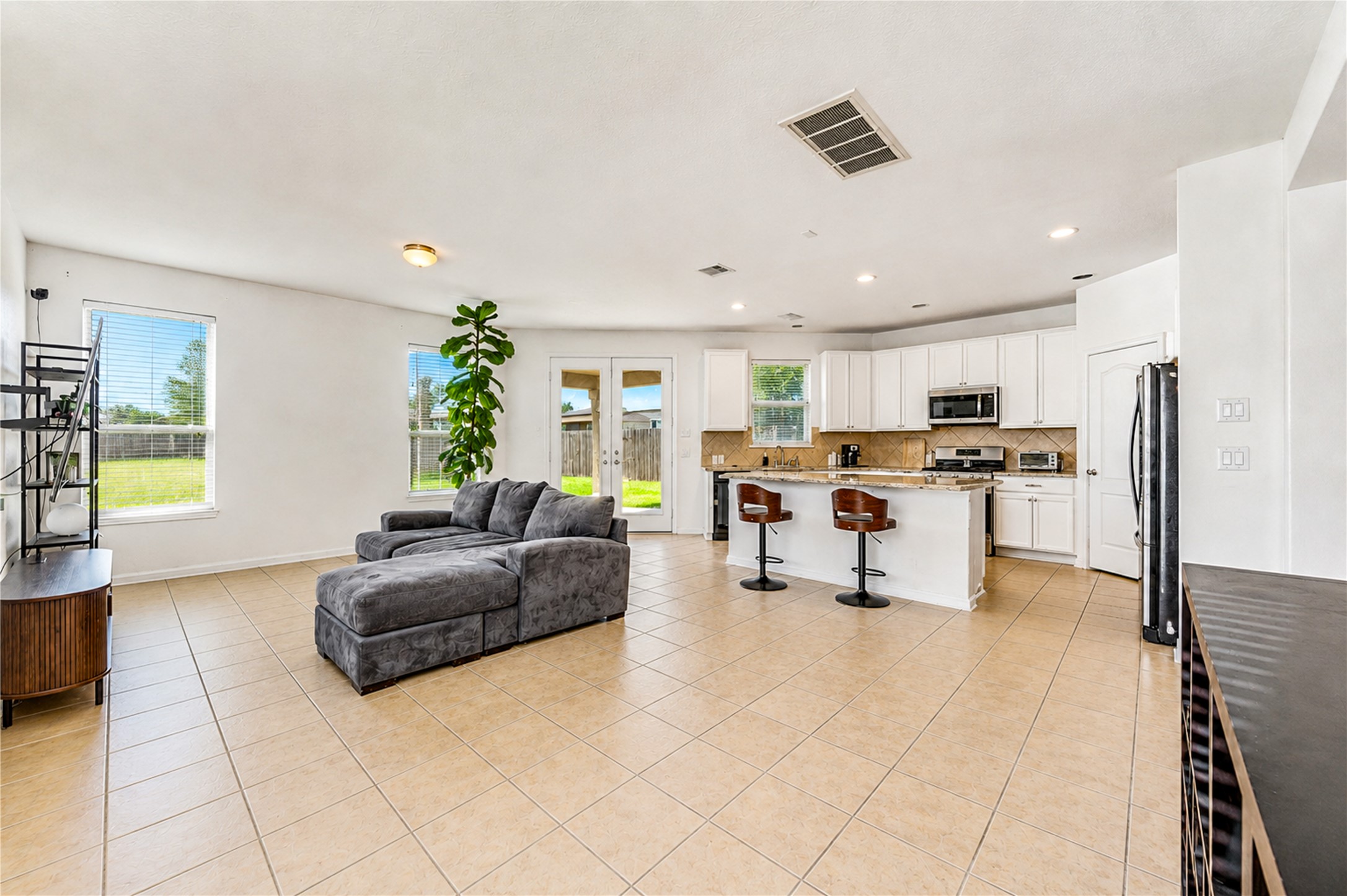 2615 Skyview Moon Drive Property Photo 8