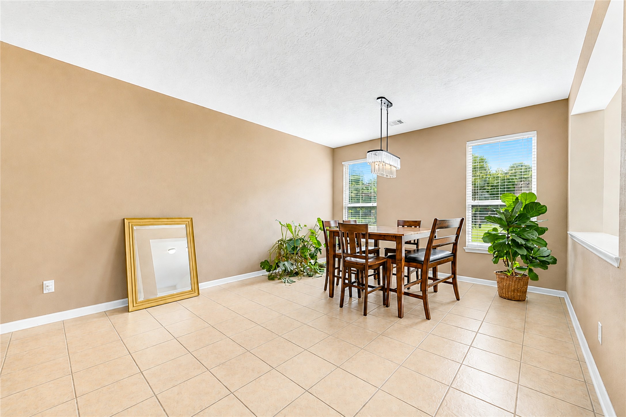 2615 Skyview Moon Drive Property Photo 18