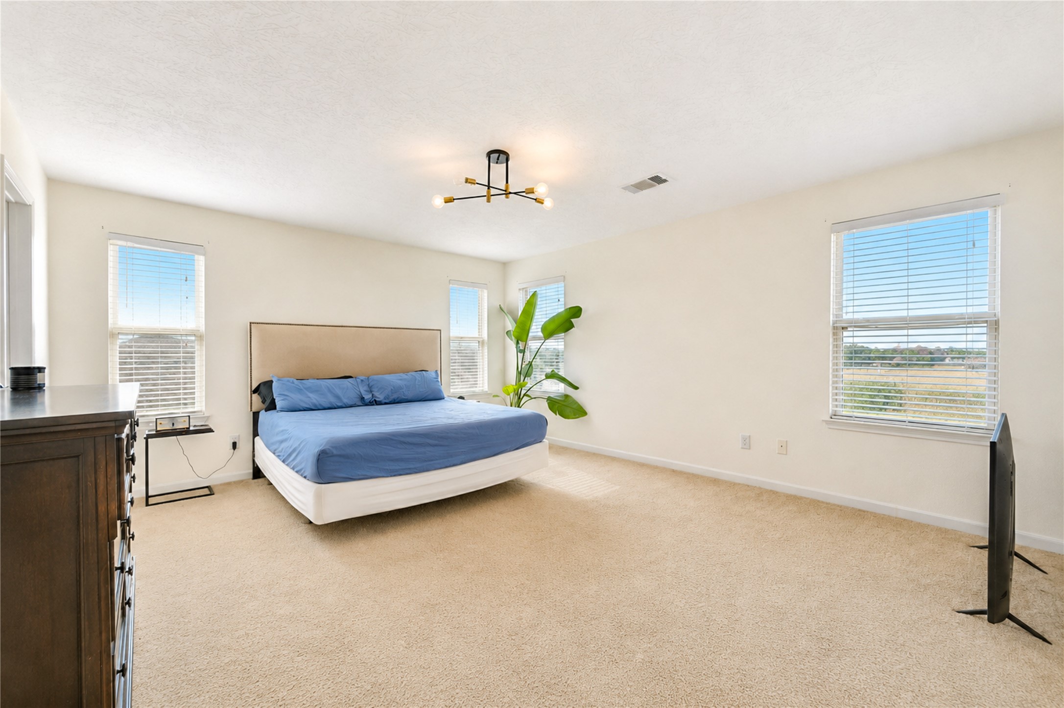 2615 Skyview Moon Drive Property Photo 33