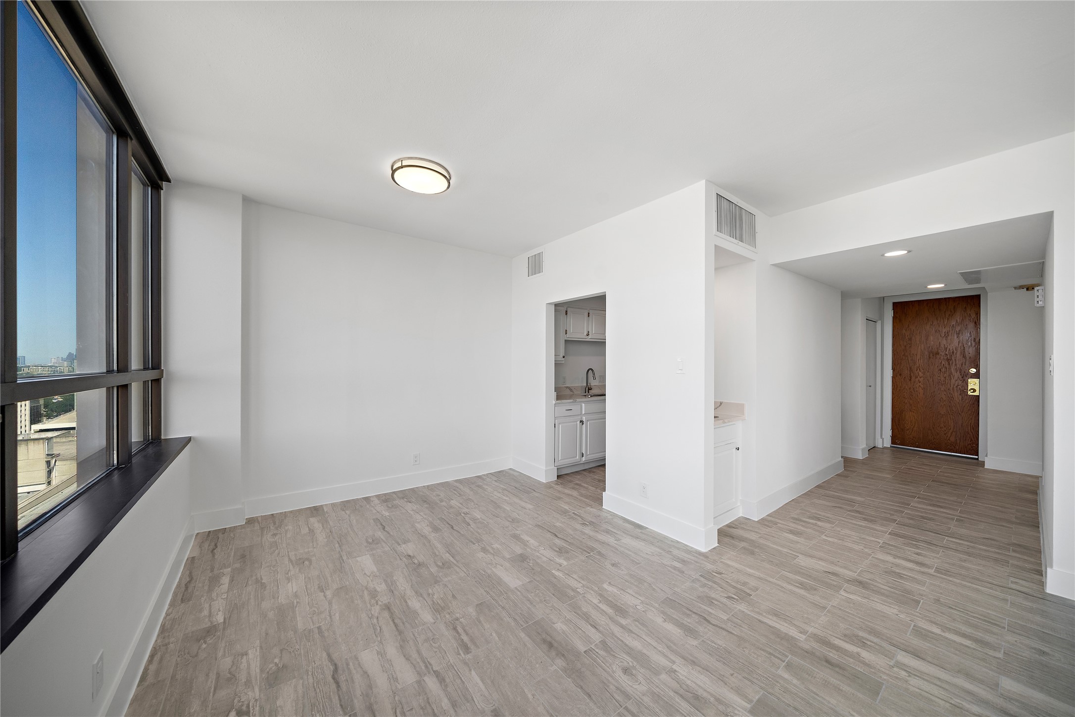 5150 Hidalgo Street 1604 Property Photo 3