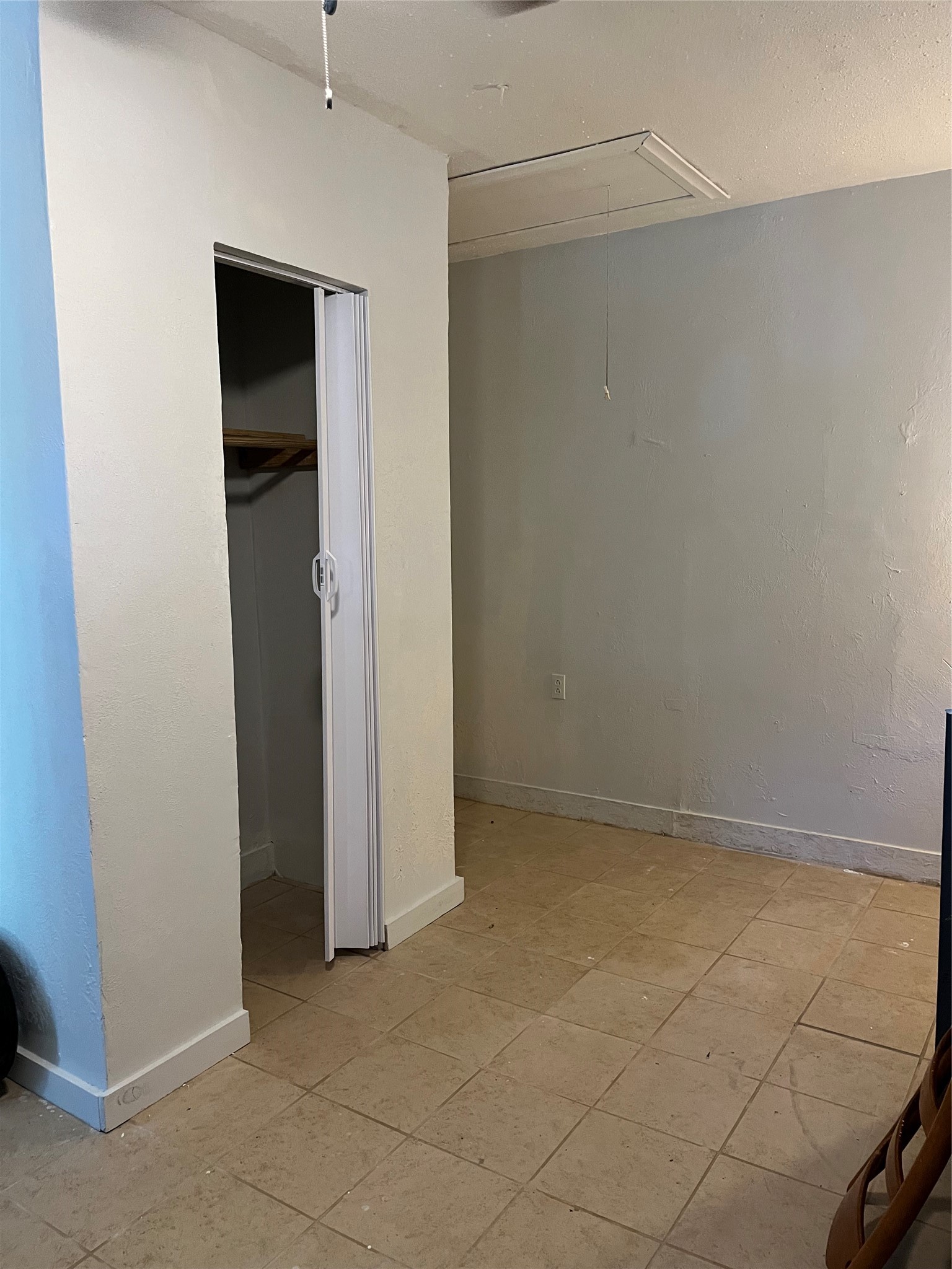 7634 South Hall Street Property Photo 6