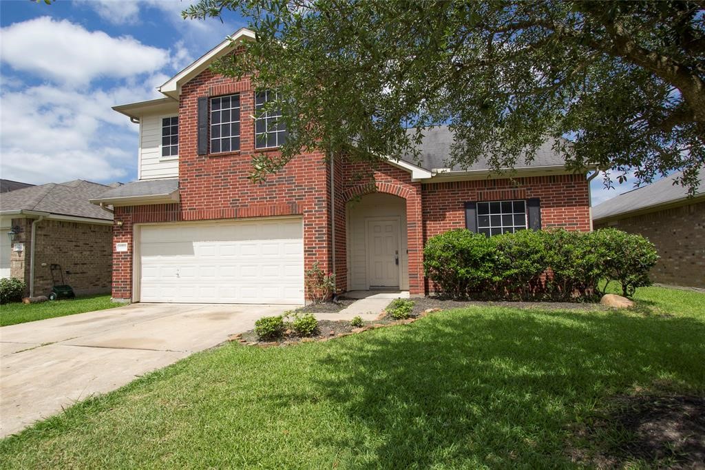 2815 Lakecrest Forest Drive