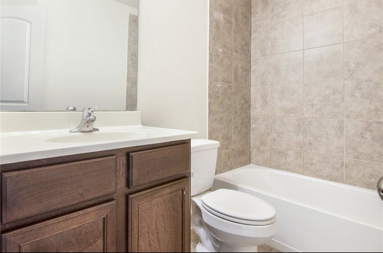 22622 Cloverland Field Drive Property Photo 17