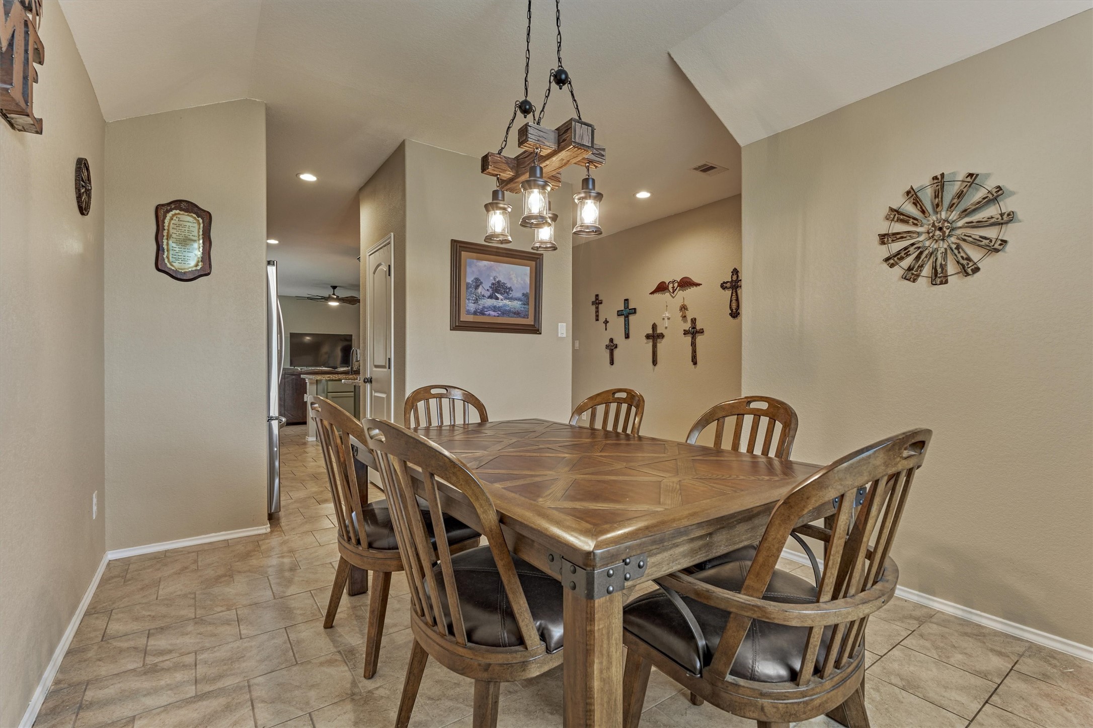 23415 Robbers Nest Drive Property Photo 8