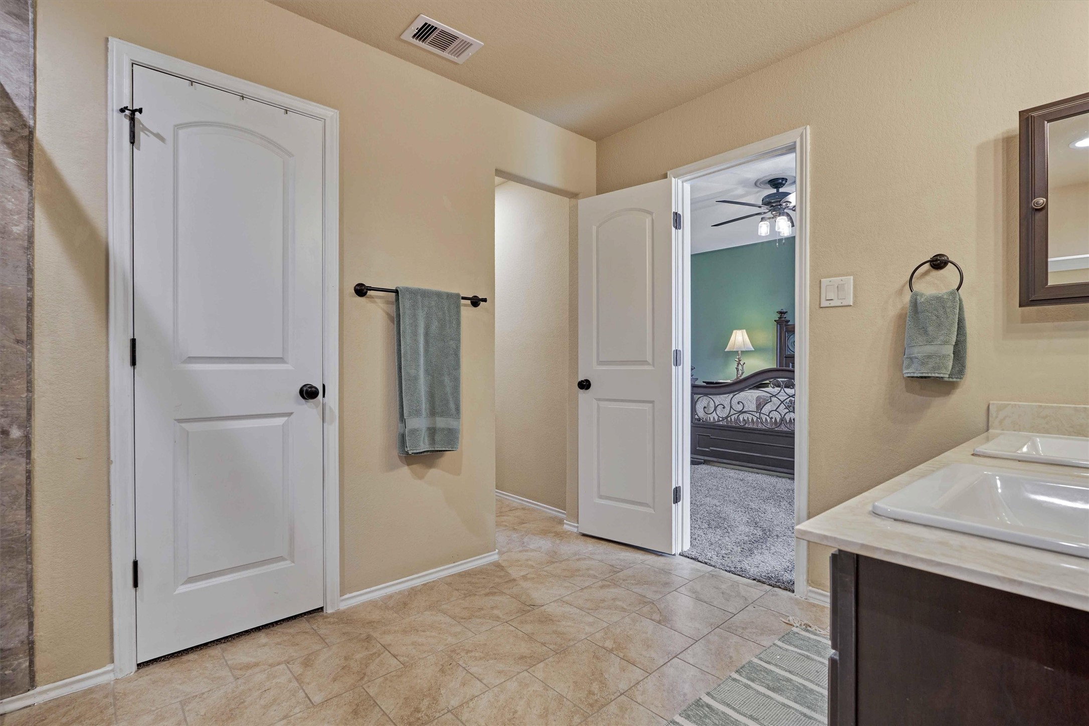 23415 Robbers Nest Drive Property Photo 25
