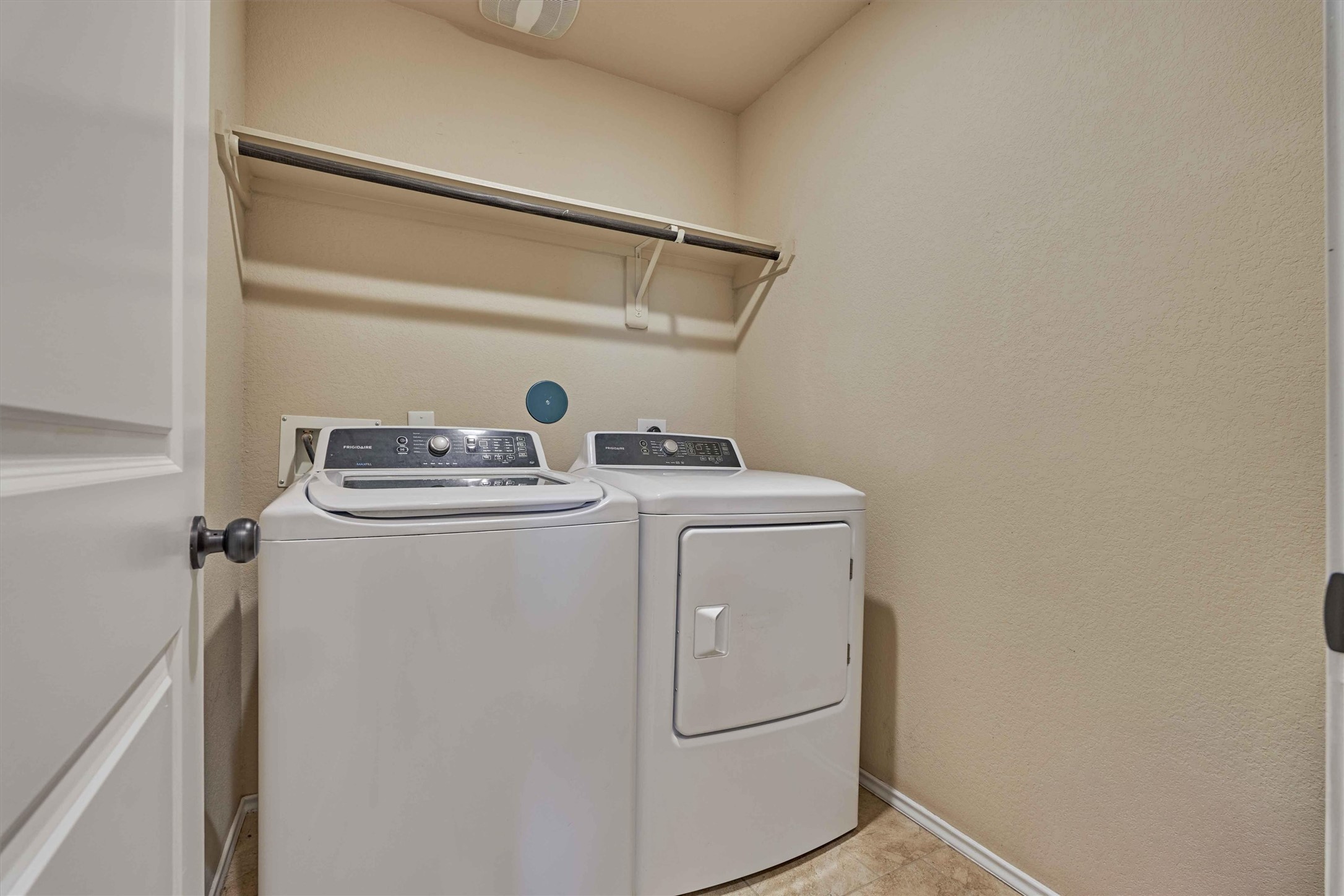 23415 Robbers Nest Drive Property Photo 31