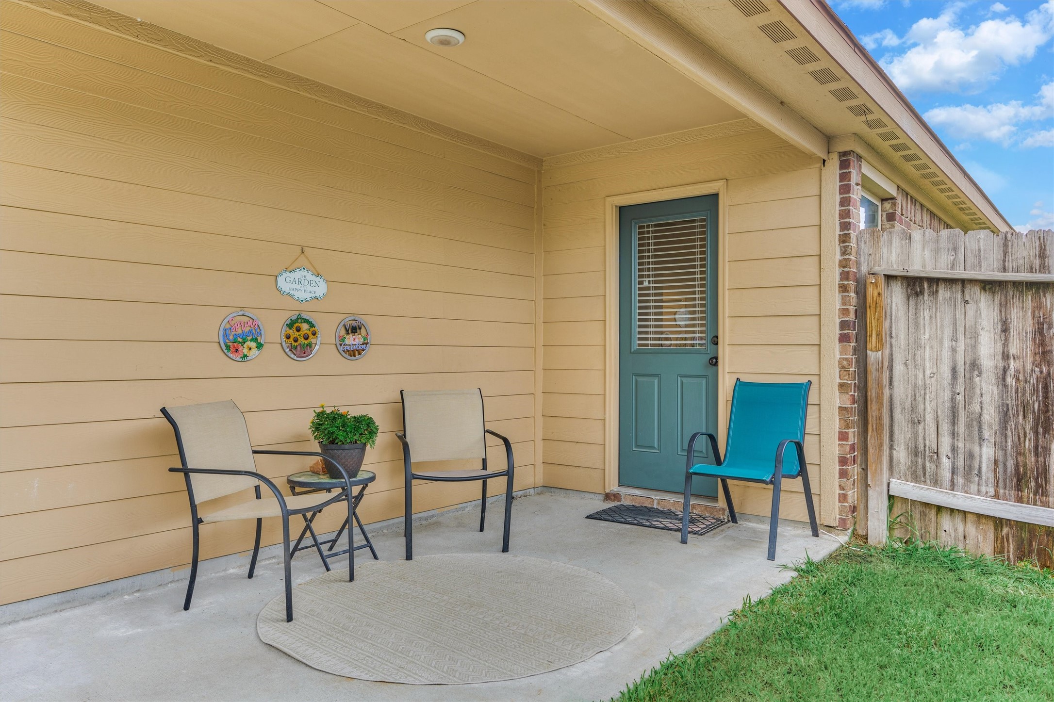 23415 Robbers Nest Drive Property Photo 32