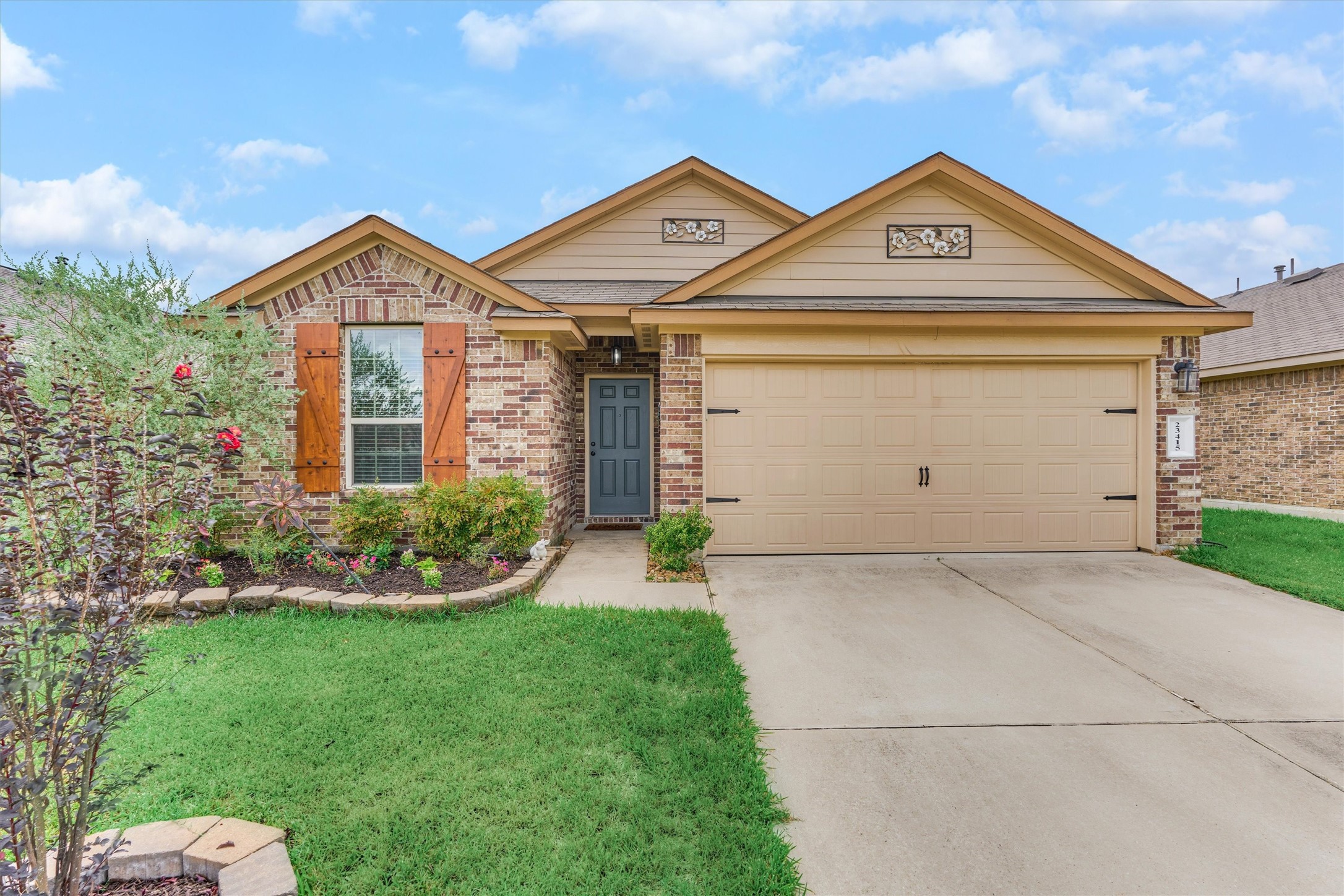 23415 Robbers Nest Drive Property Photo 40