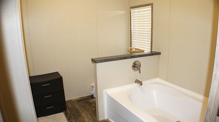 12240 Farm Market 1383 Property Photo 7