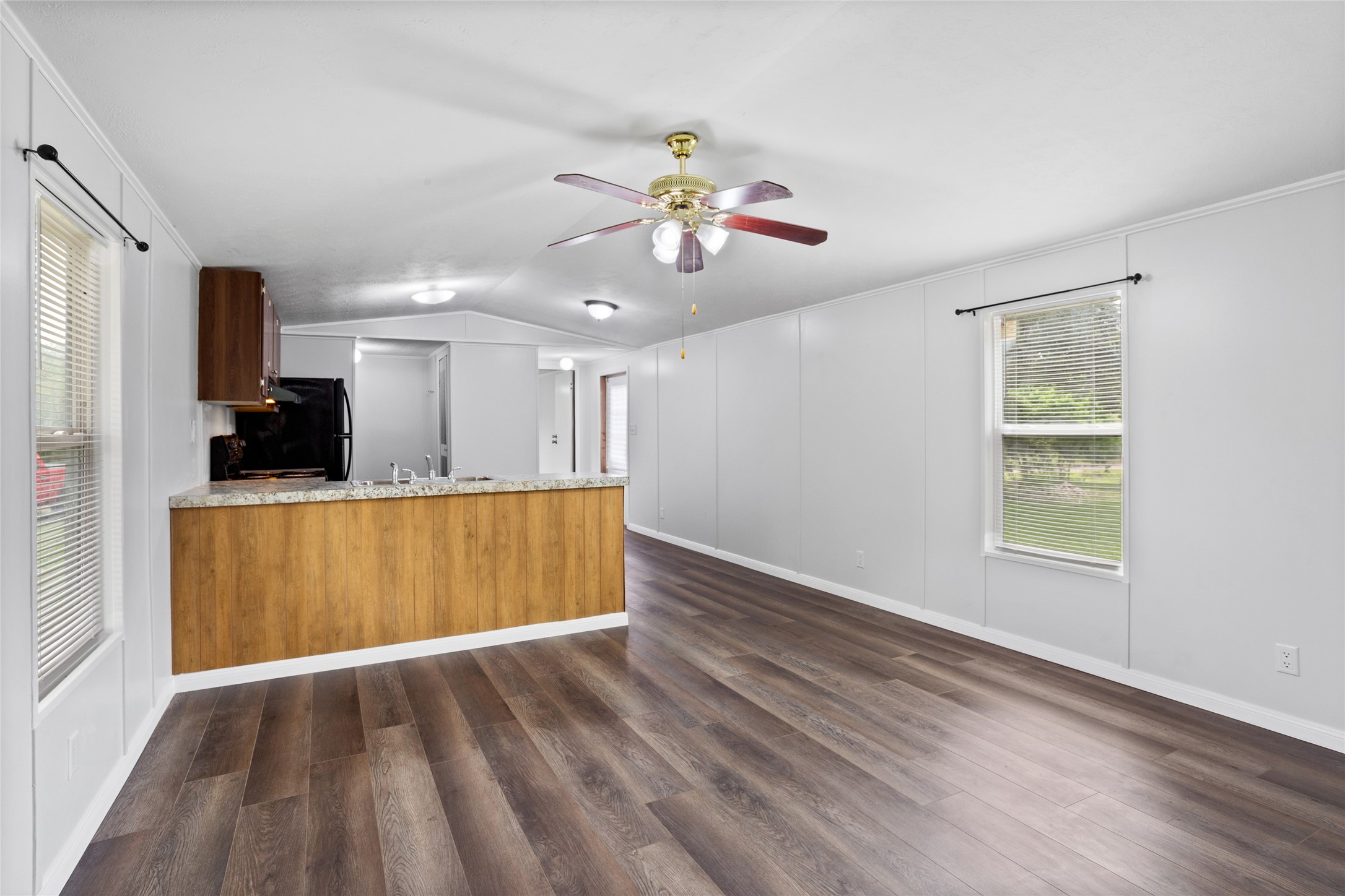 6304 Sexto Street Property Photo 7