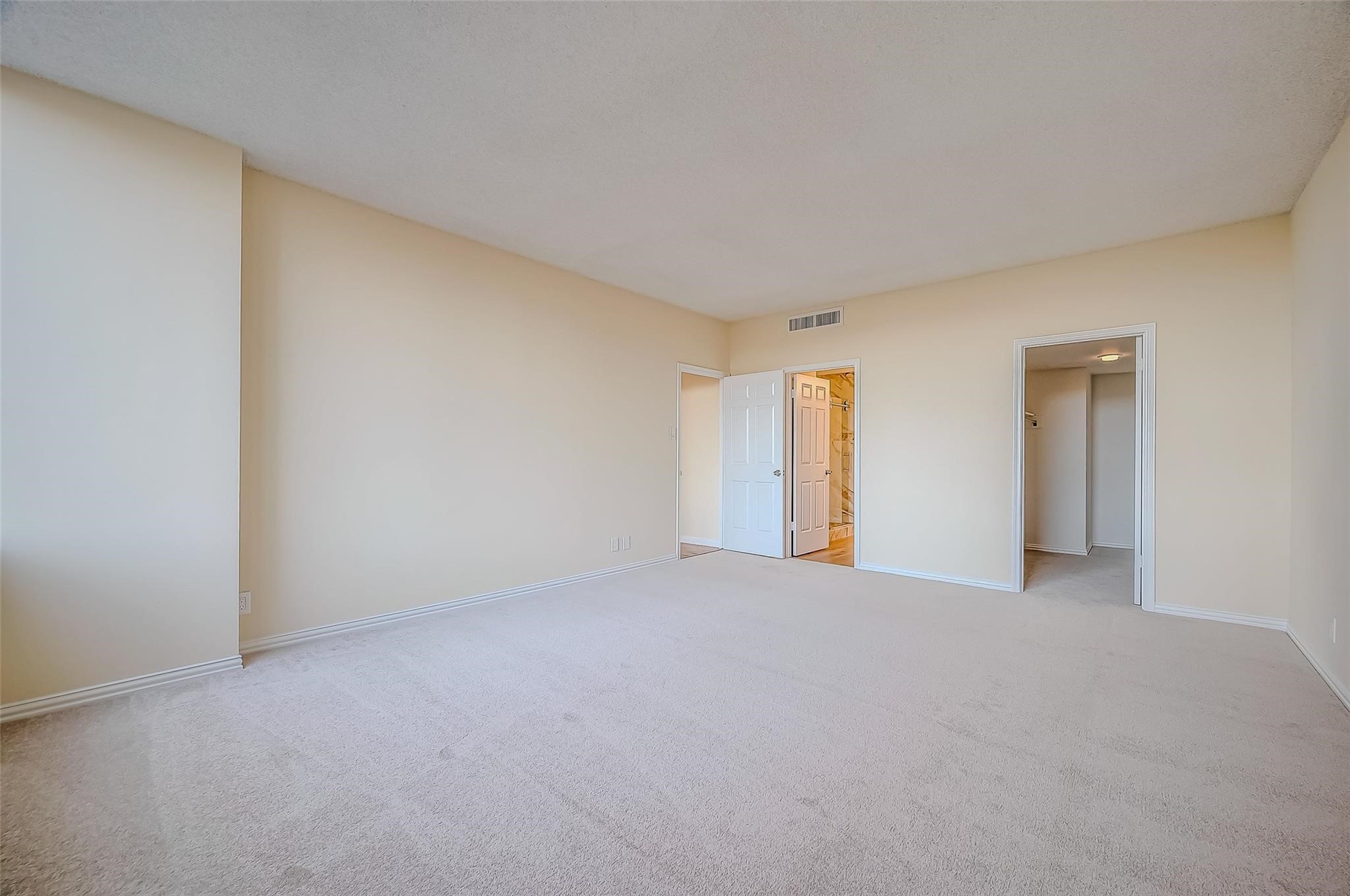14 Greenway Plaza 6p Property Photo 27