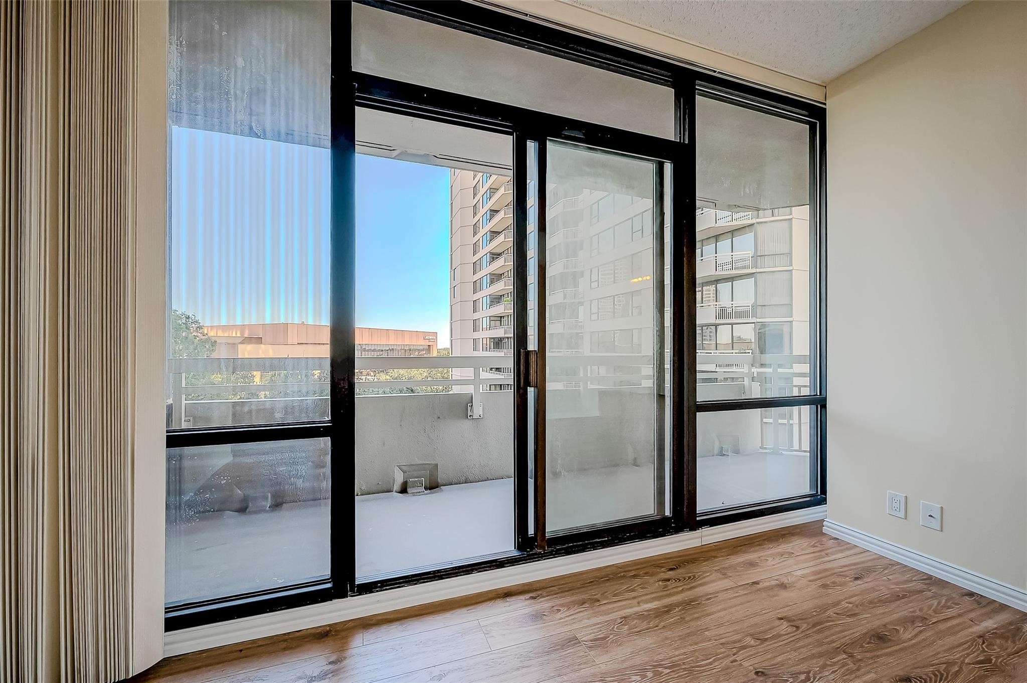 14 Greenway Plaza 6p Property Photo 35