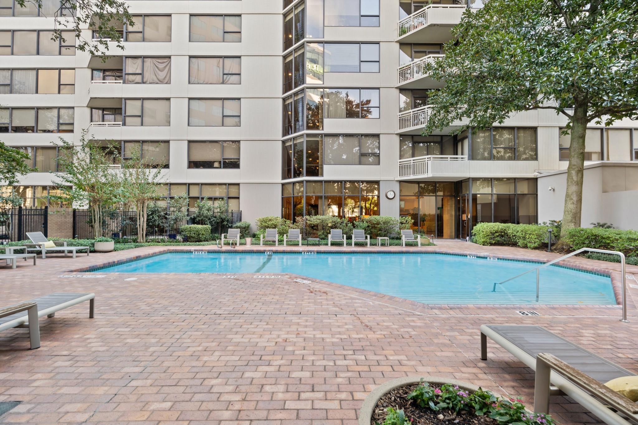 14 Greenway Plaza 6p Property Photo 42