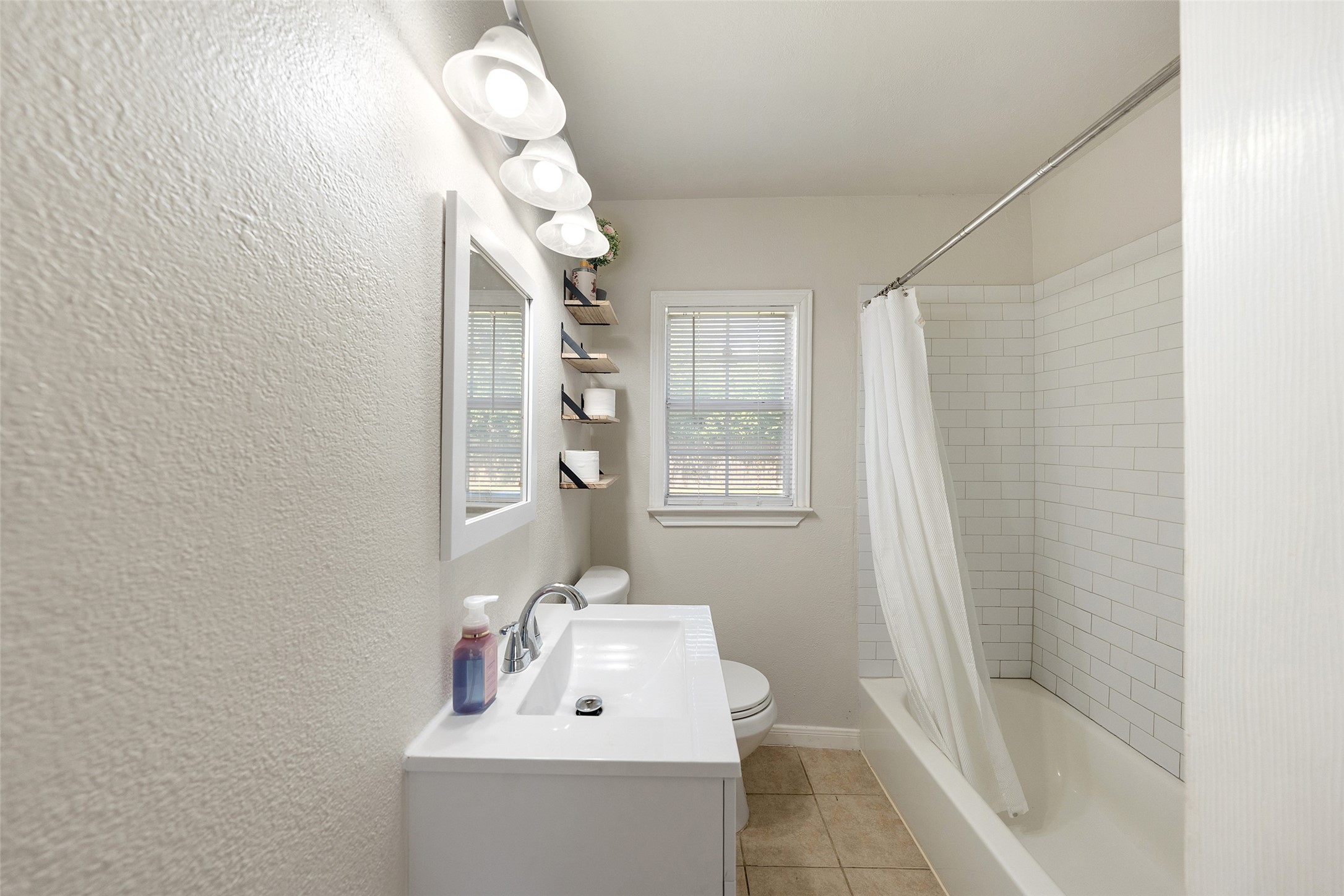 2510 Munger Street Property Photo 4