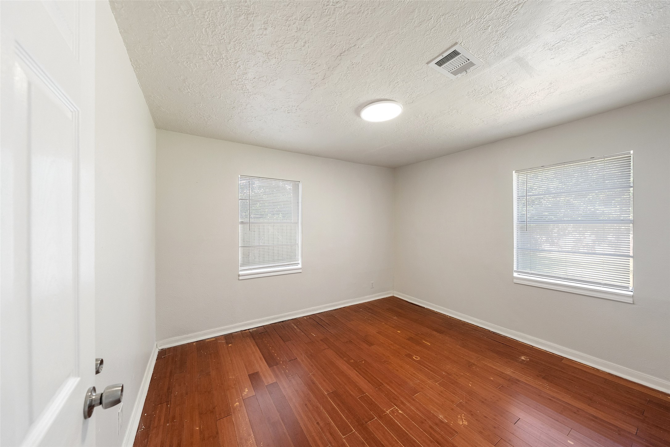 2510 Munger Street Property Photo 14