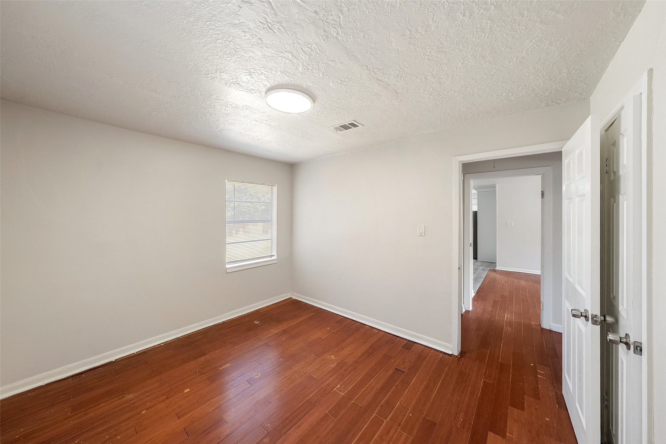 2510 Munger Street Property Photo 15