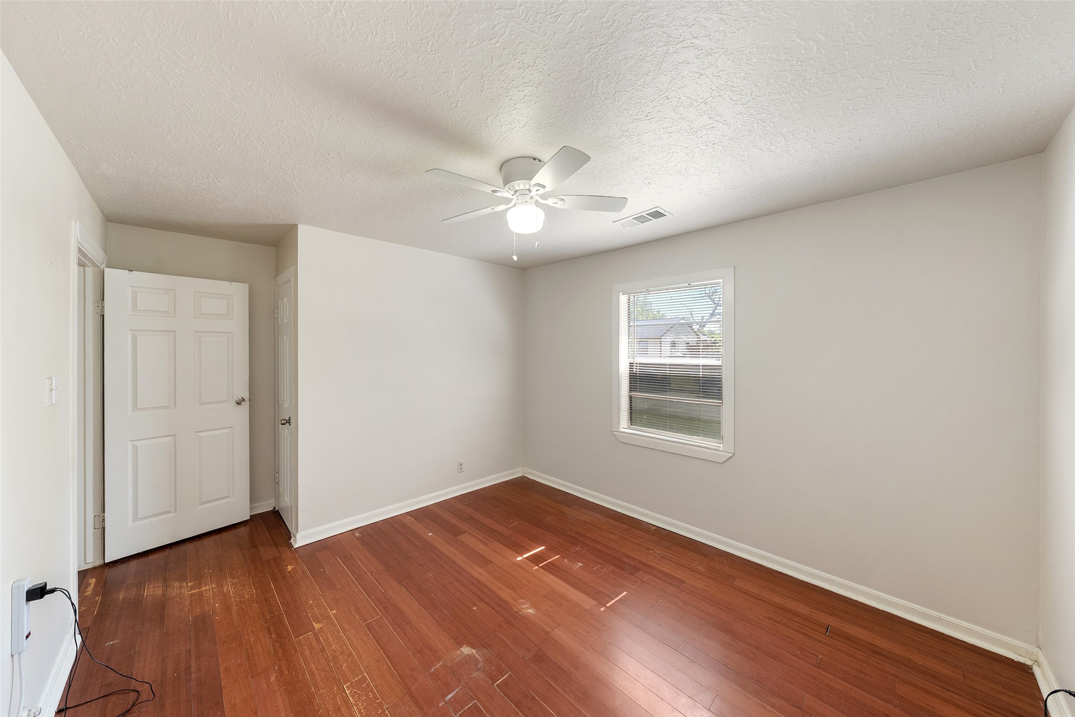 2510 Munger Street Property Photo 17