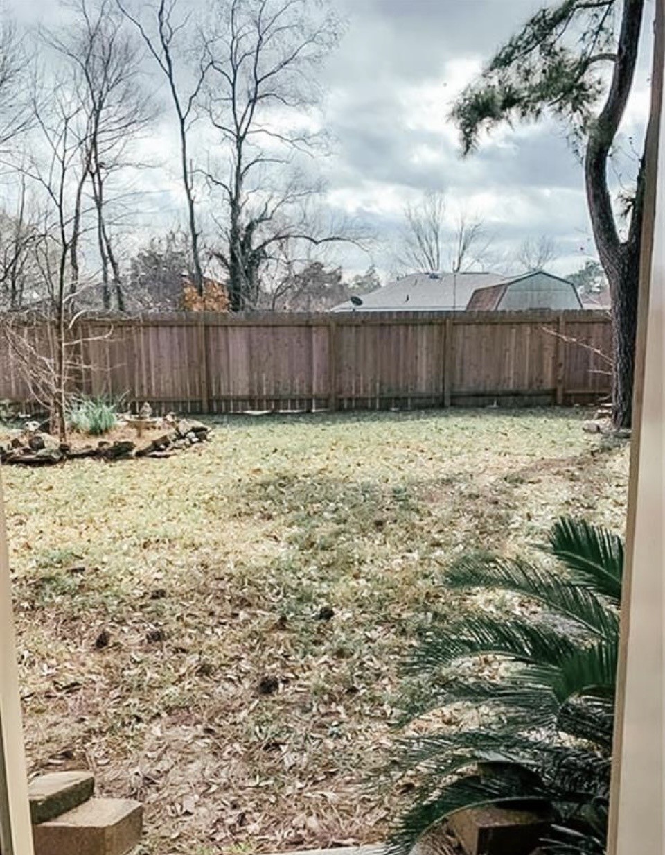 8006 Greens Road Property Photo 7